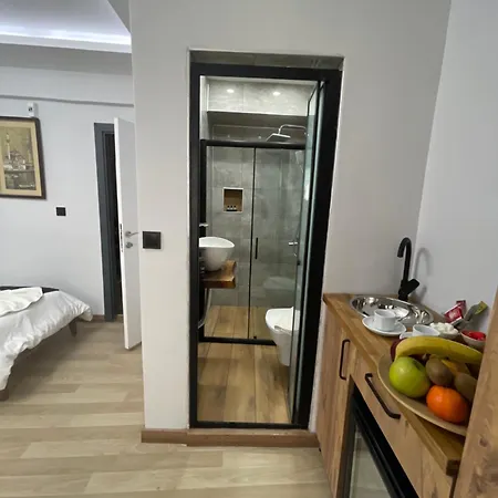 Le Valeria Deluxe Hotel