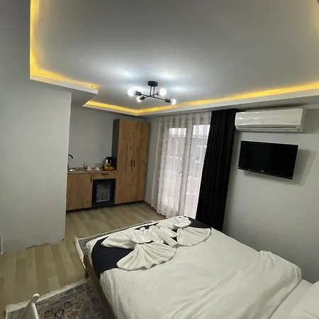 Hotel Le Valeria Deluxe *