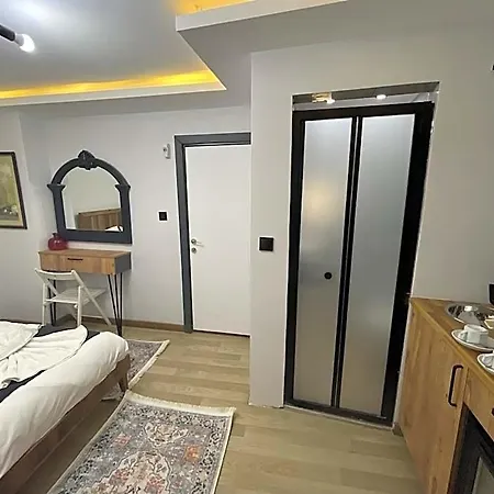 Otel Le Valeria Deluxe